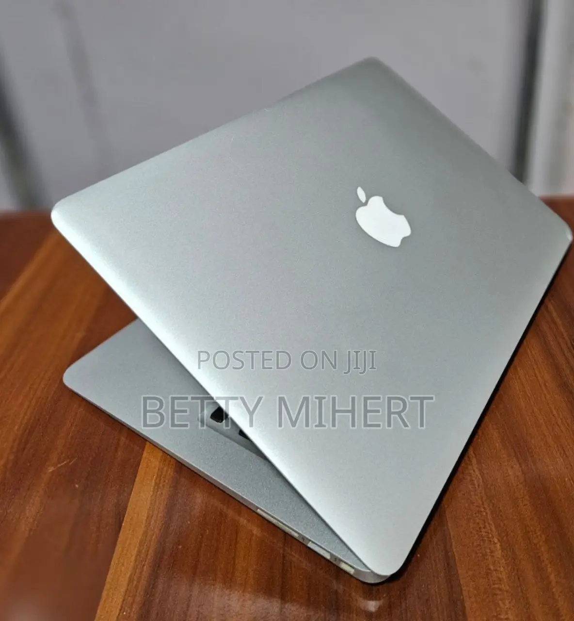 Laptop Apple MacBook Air 2017 8GB Intel Core I5 SSD 128GB