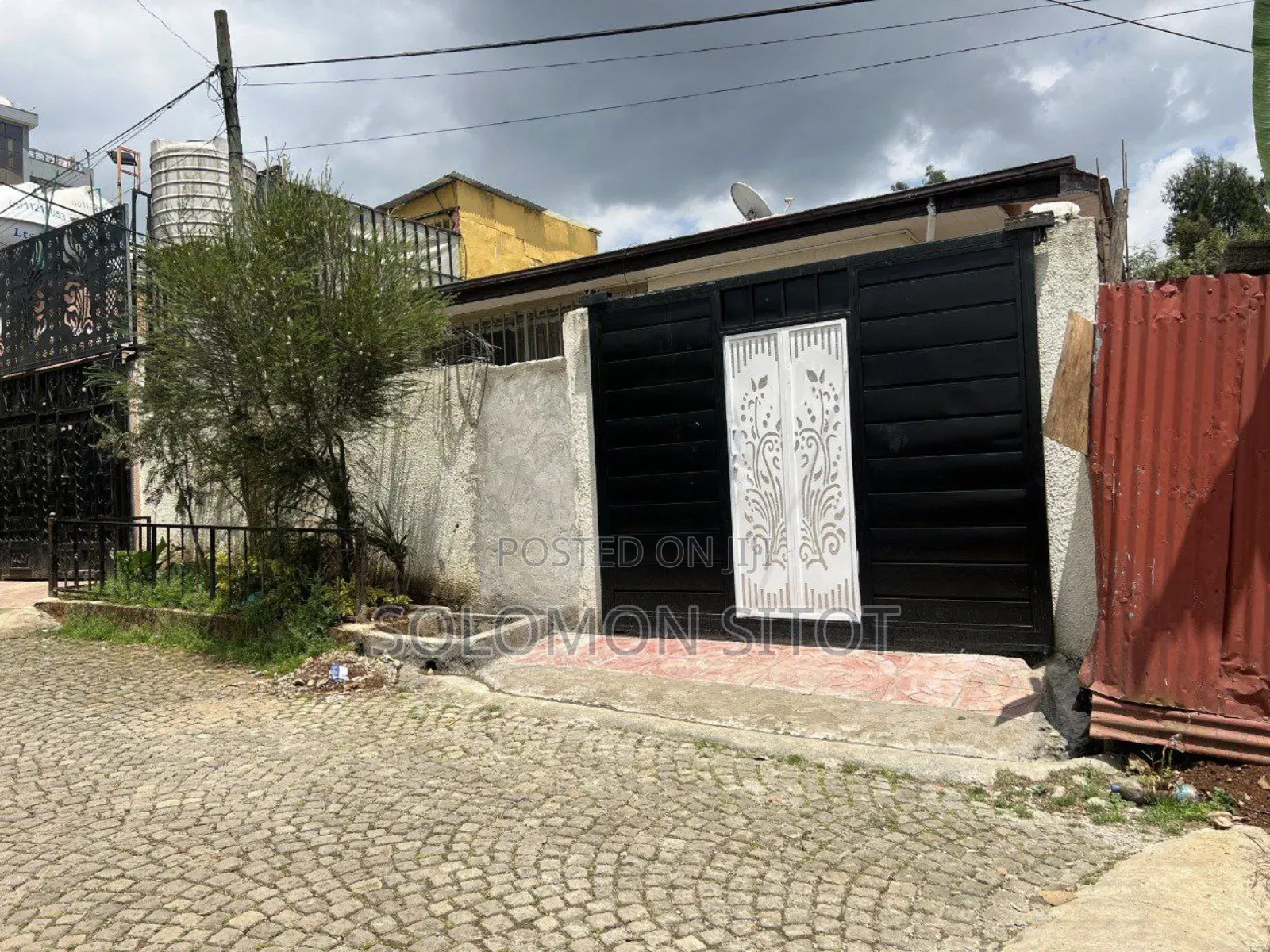 4bdrm House in Villa, Bole for sale