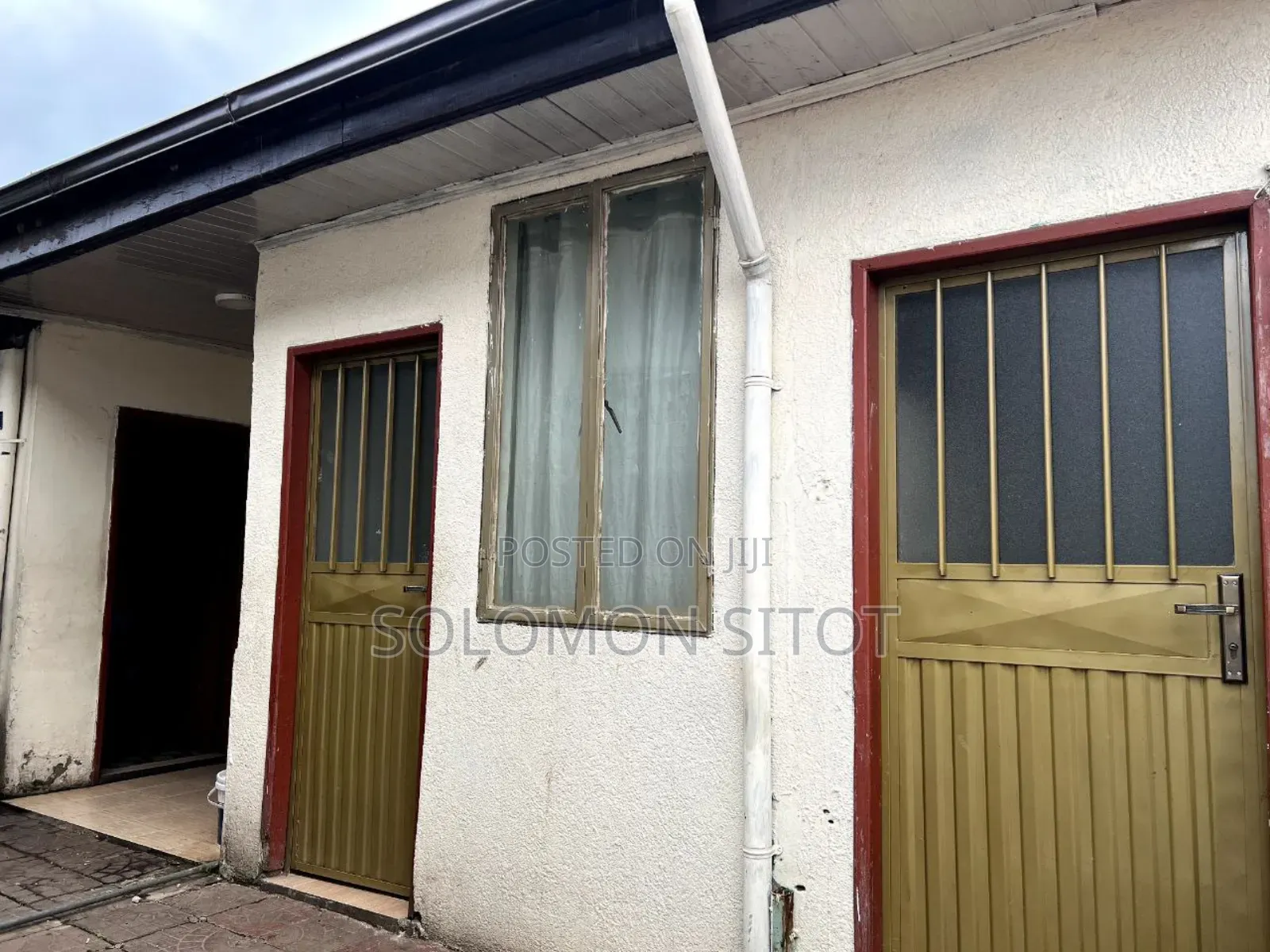 4bdrm House in Villa, Bole for sale
