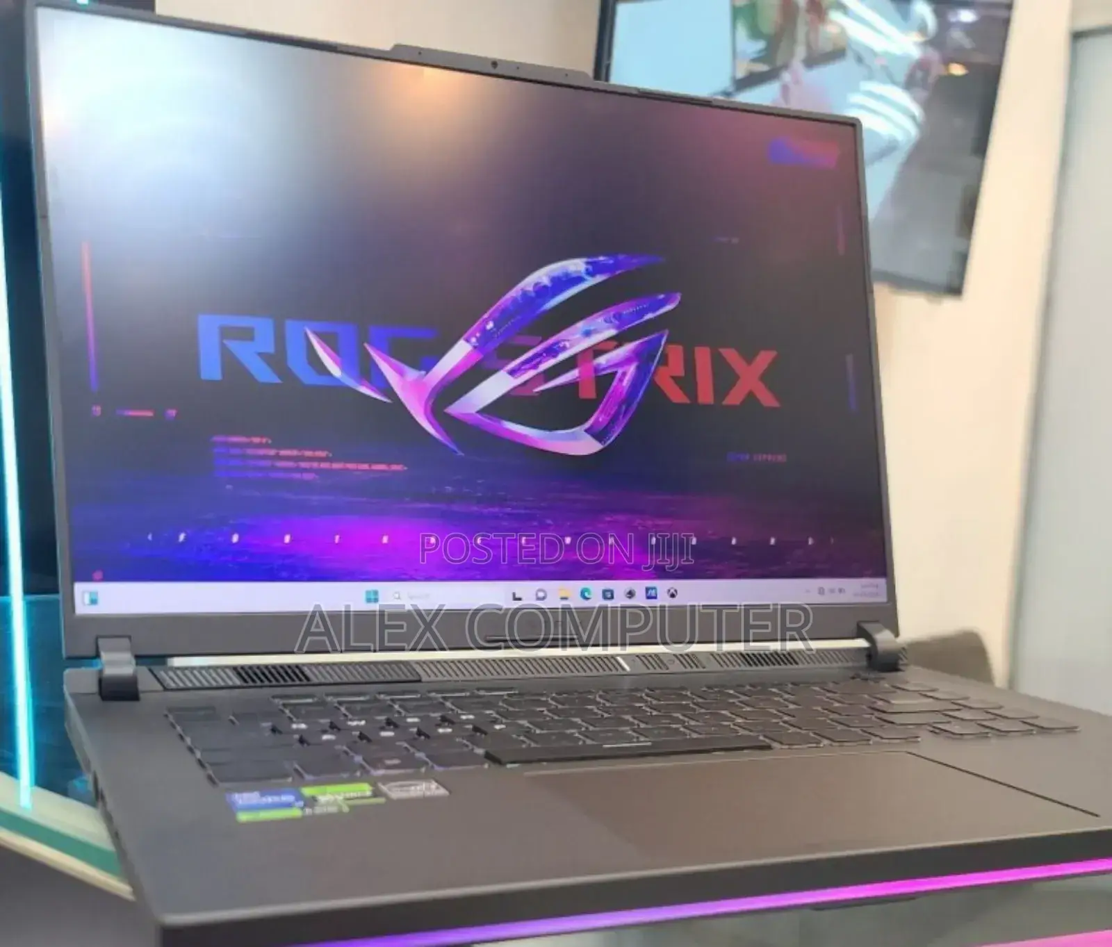 New Laptop Asus ROG Strix G15 16GB Intel Core I7 SSD 1T