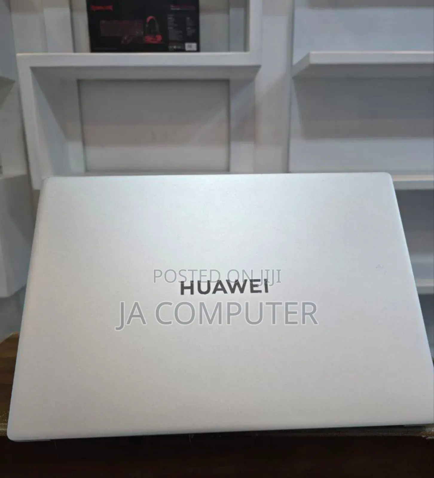 New Laptop Huawei MateBook 13 WRT-W29E 16GB Intel Core I7 SSD 512GB