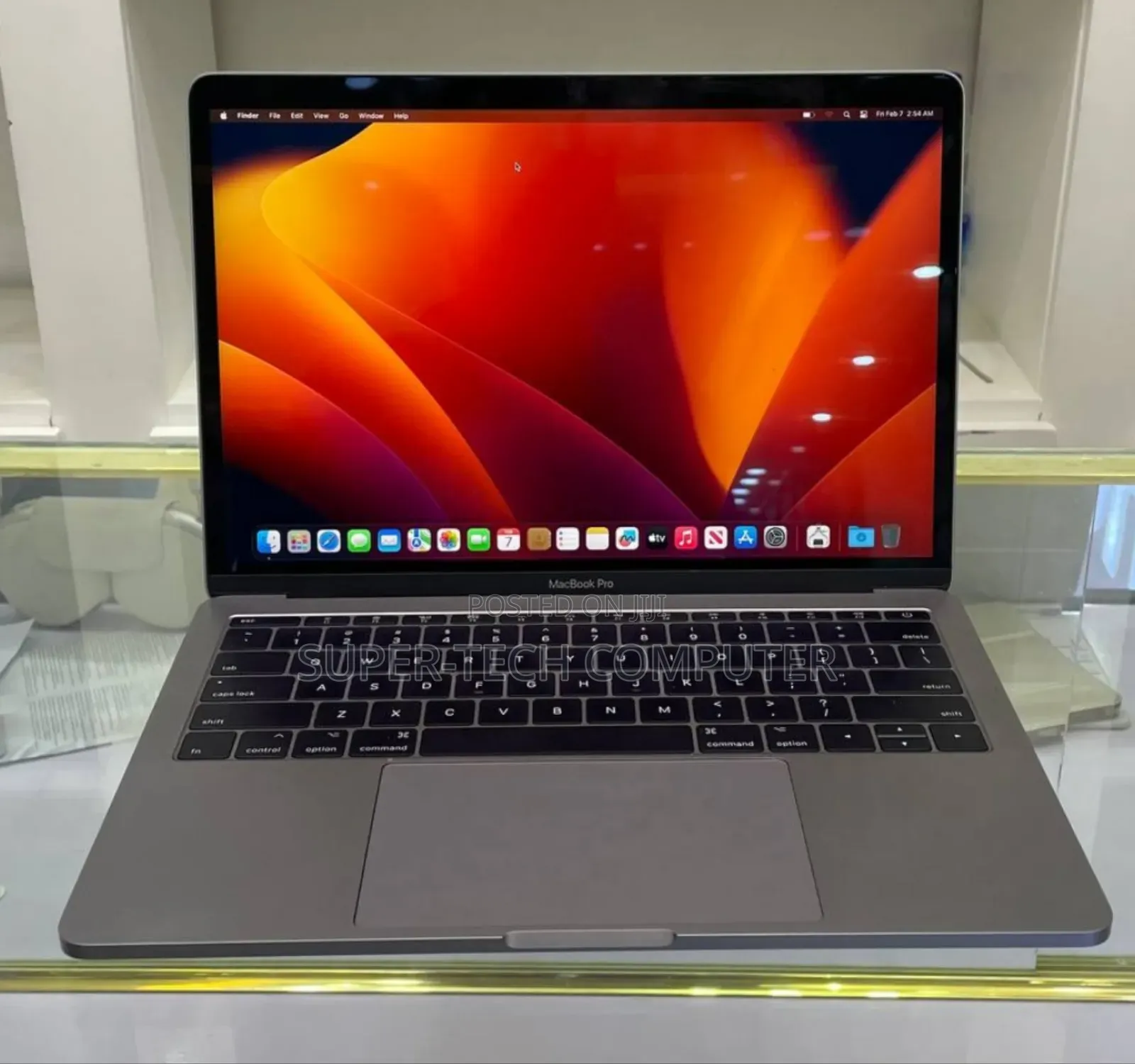 New Laptop Apple MacBook Pro 2015 8GB Intel Core I5 SSD 500GB