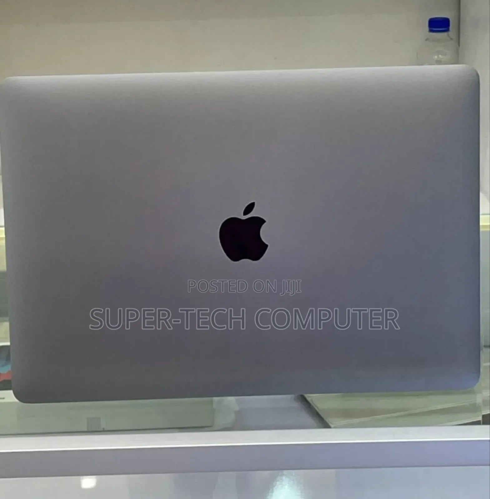 New Laptop Apple MacBook Pro 2015 8GB Intel Core I5 SSD 500GB