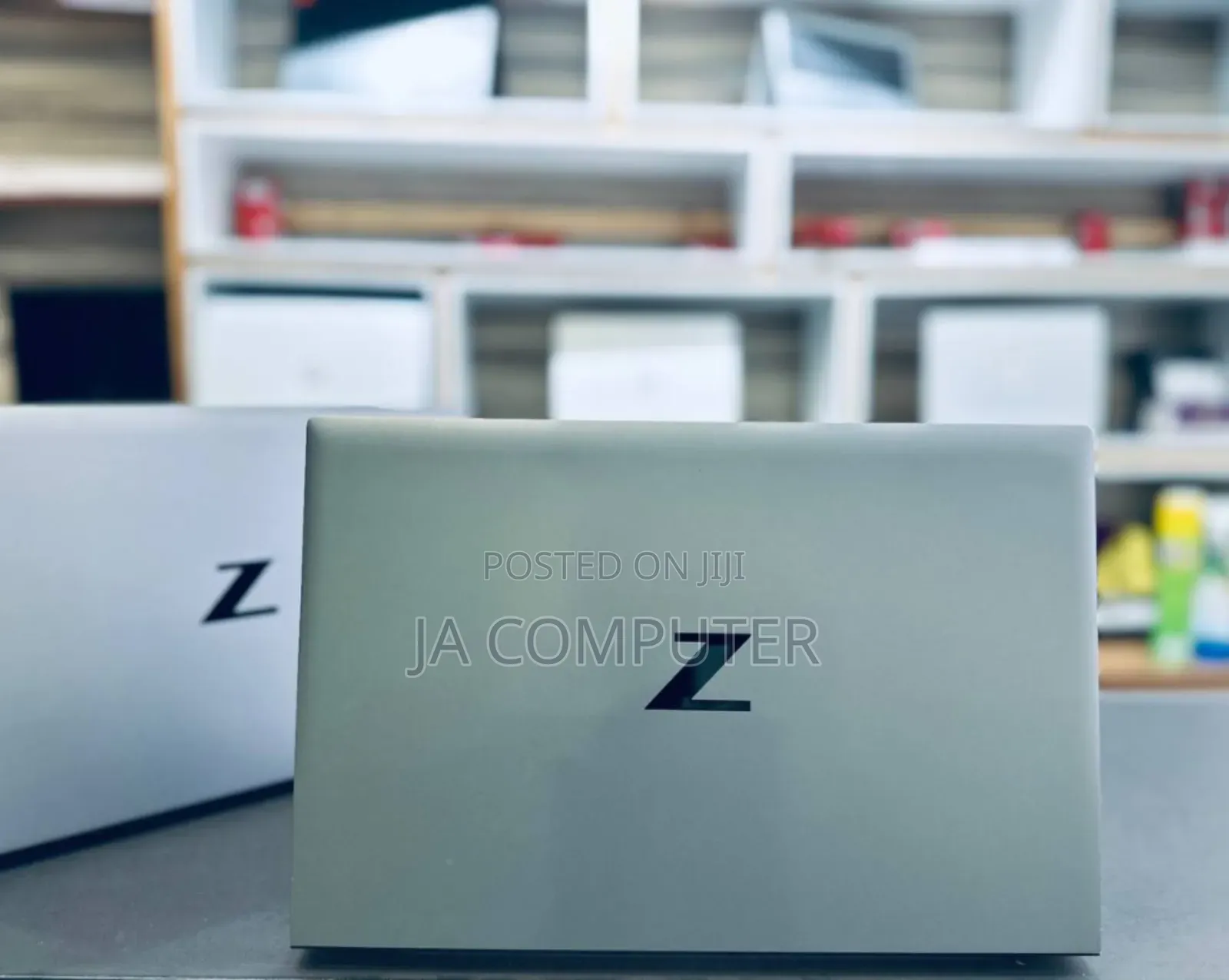 New Laptop HP ZBook Firefly 14 G7 16GB Intel Core I7 SSD 512GB