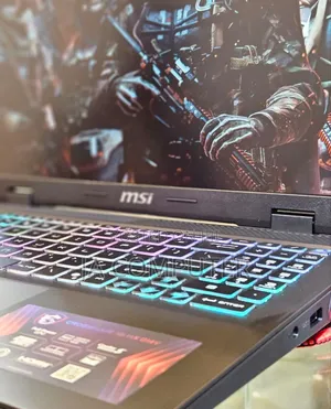 New Laptop MSI Crosshair 17 16GB Intel Core I7 SSD 1T