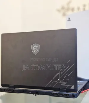 New Laptop MSI Crosshair 17 16GB Intel Core I7 SSD 1T