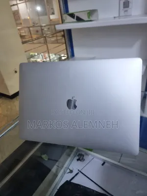 New Laptop Apple MacBook Pro 2019 16GB Intel Core I9 SSD 512GB