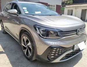 Volkswagen ID.6 2023