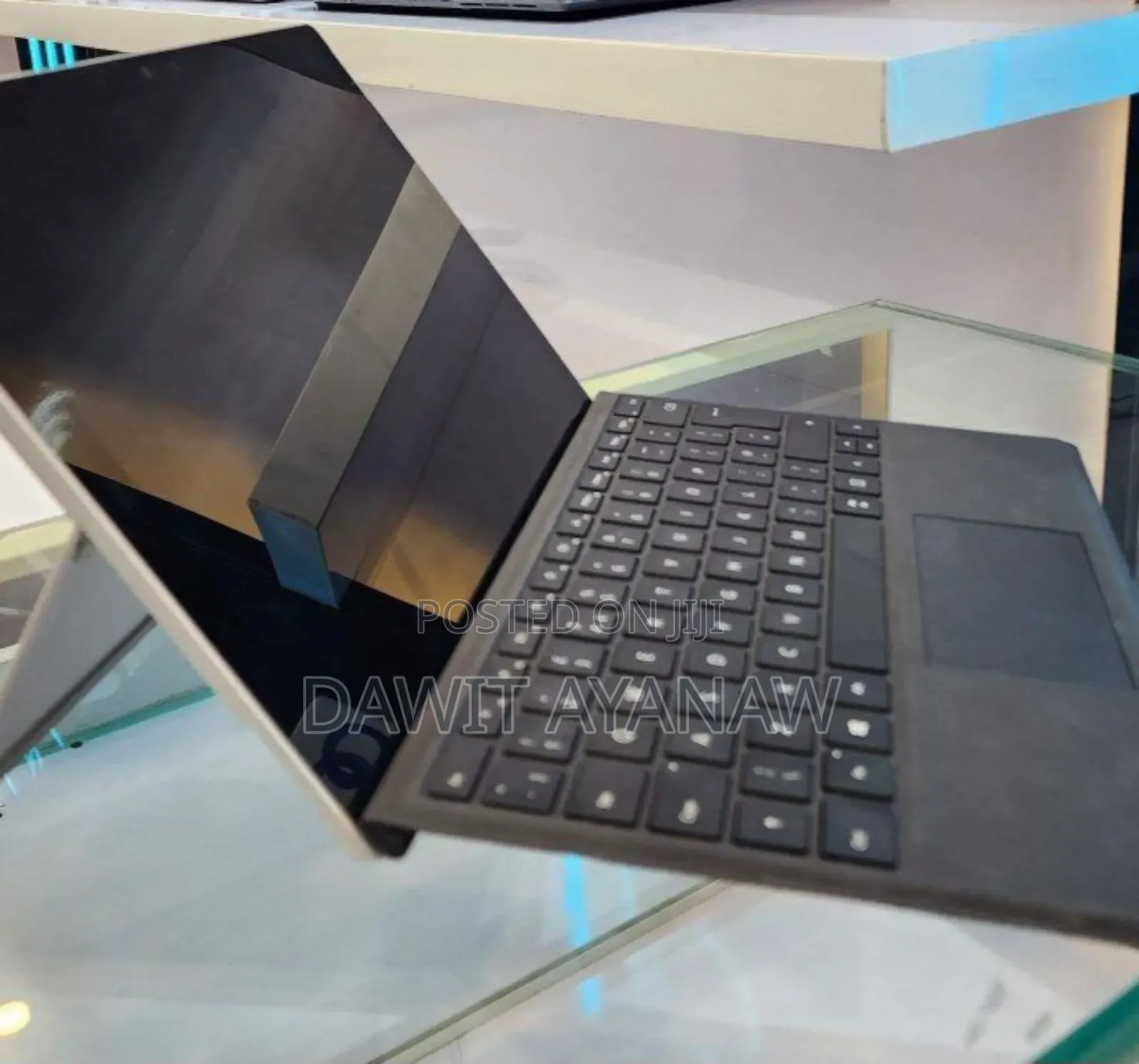 New Laptop Microsoft Surface Pro 7 16GB Intel Core I7 SSD 256GB