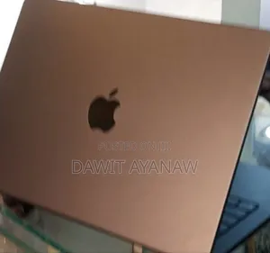 New Apple MacBook Pro 2023 M3 14-Inch 18GB Apple M3 Pro SSD 512GB