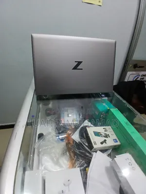 Photo - New Laptop HP Zbook Studio G7 16GB Intel Core I7 SSD 512GB