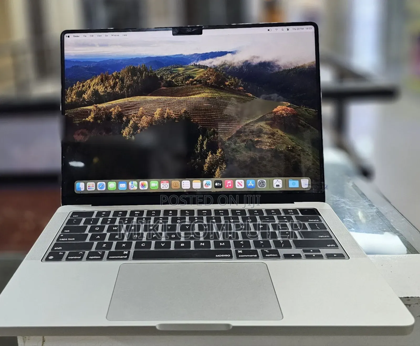 New Laptop Apple MacBook Pro 2023 M3 14-Inch 8GB Intel SSD 512GB