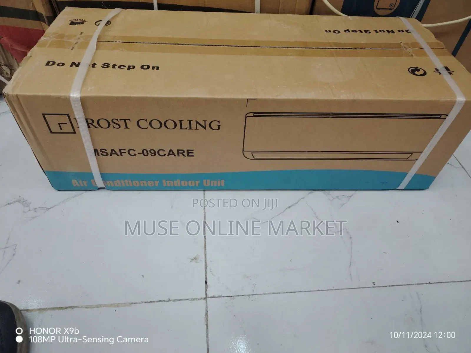 Frost Cooling 9000btu Air Conditioner ( With Vat)