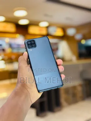 Photo - Samsung Galaxy A12 64 GB