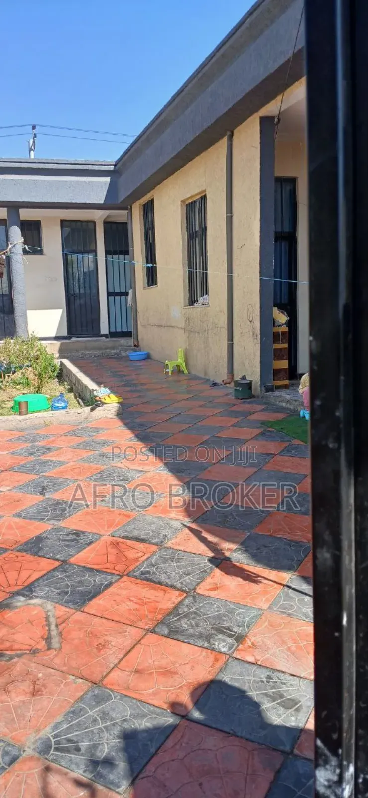 Furnished 6bdrm House in Woreda 05, Akaky Kaliti for sale