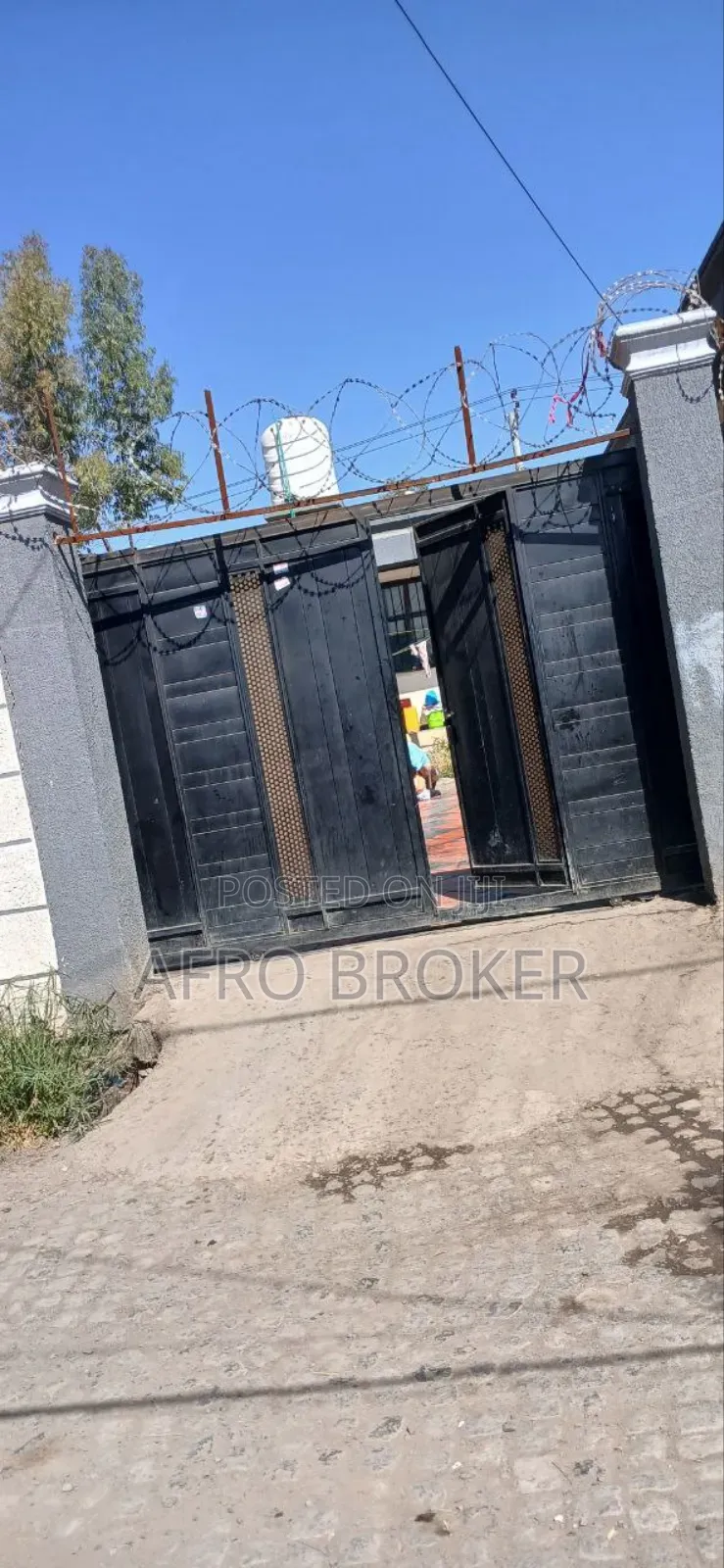 Furnished 6bdrm House in Woreda 05, Akaky Kaliti for sale
