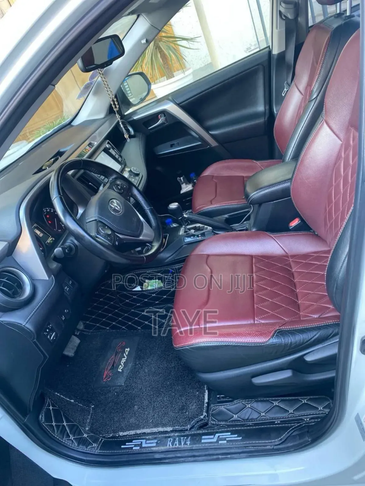 Toyota RAV4 2016 Ivory