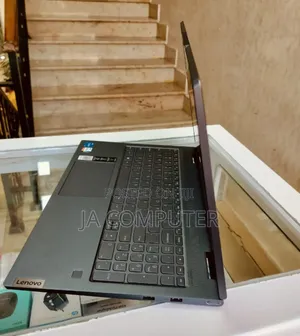 New Laptop Lenovo ThinkPad Yoga 8GB Intel Core I5 SSD 256GB