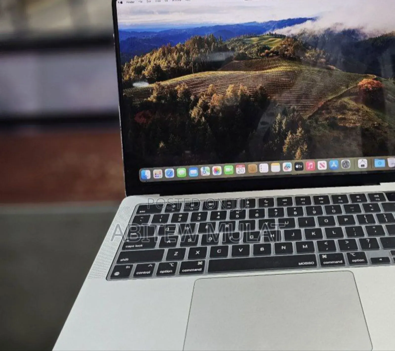 New Laptop Apple MacBook Pro 2023 M3 14-Inch 8GB Apple M3 SSD 512GB