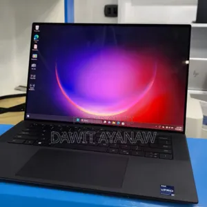 New Laptop Dell Precision 15 5520 16GB Intel Core I7 SSD 512GB