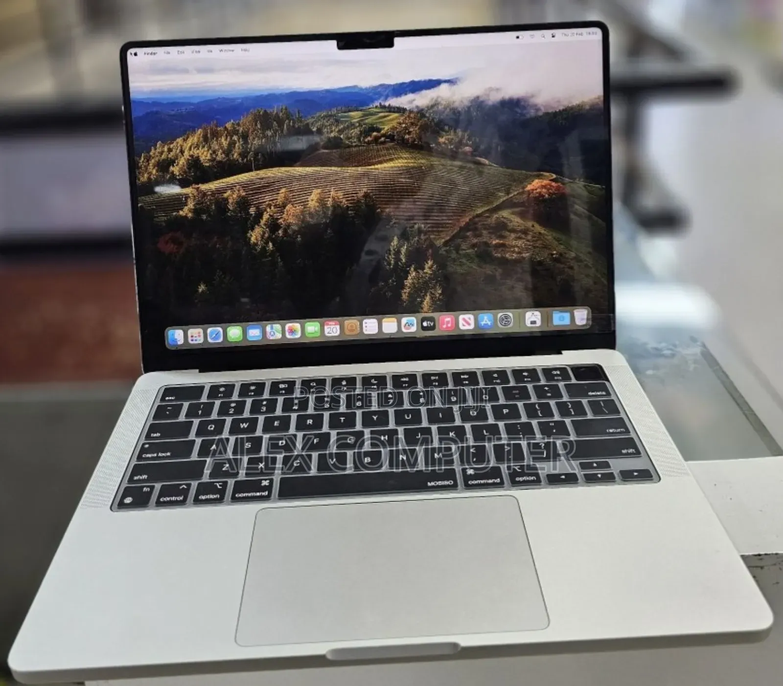New Apple MacBook Pro 2023 M3 Pro 14-Inch 8GB Apple M3 SSD 512GB