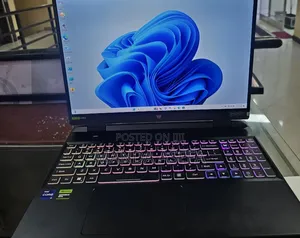 New Laptop Acer Predator Helios 300 16GB Intel Core I9 SSD 1T