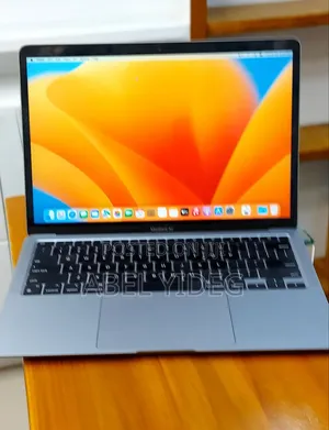New Laptop Apple MacBook Air 2020 M1 8GB Apple M1 SSD 256GB