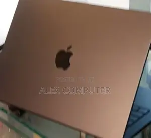 New Apple MacBook Pro 2023 M3 14-Inch 8GB Apple M3 Pro SSD 512GB