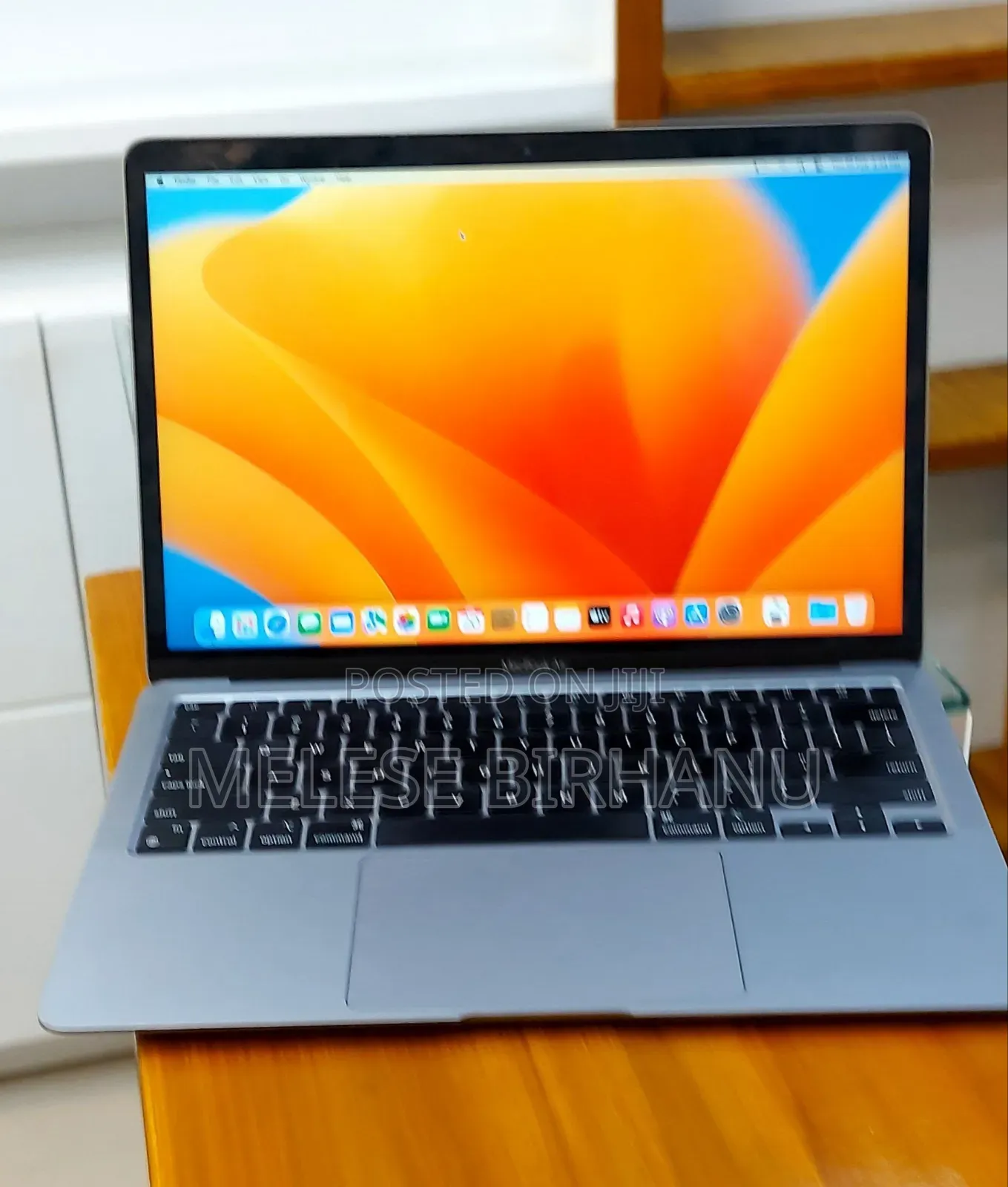 New Laptop Apple MacBook Air 2020 M1 8GB Apple M1 SSD 256GB