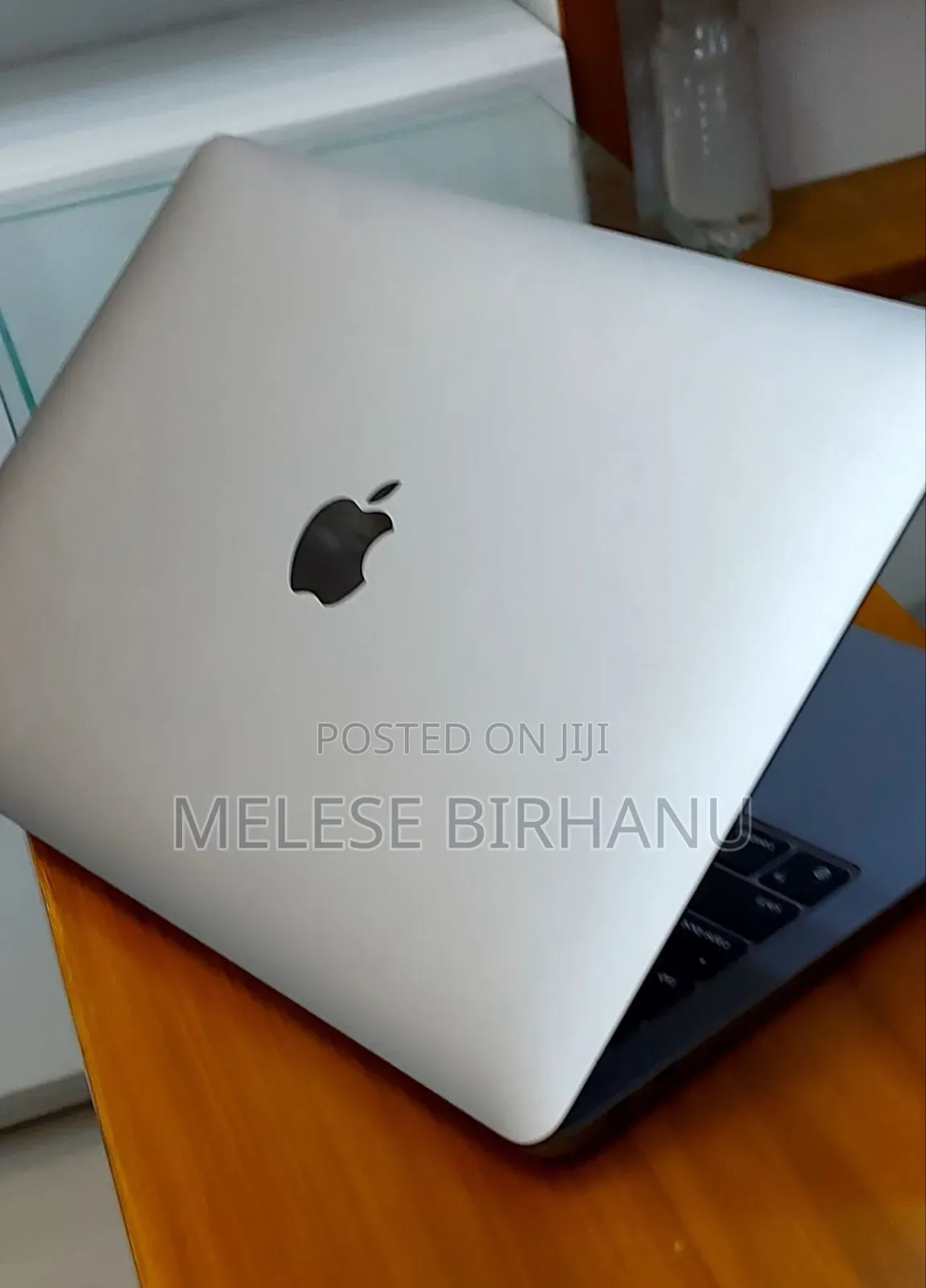 New Laptop Apple MacBook Air 2020 M1 8GB Apple M1 SSD 256GB