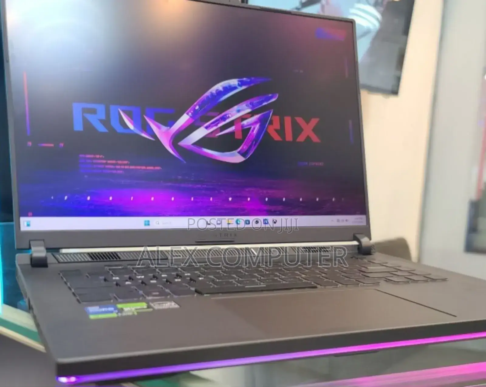 New Laptop Asus ROG Strix G15 16GB Intel Core I7 SSD 1T