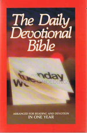 Photo - The Daily Devotional Bible: New King James Version Paper Bag