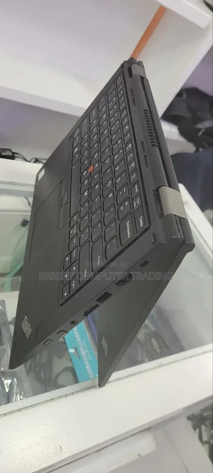 New Laptop Lenovo ThinkPad Yoga 16GB Intel Core I5 SSD 512GB