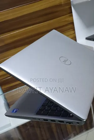 Photo - New Laptop Dell 32GB Intel Core I7 SSD 512GB