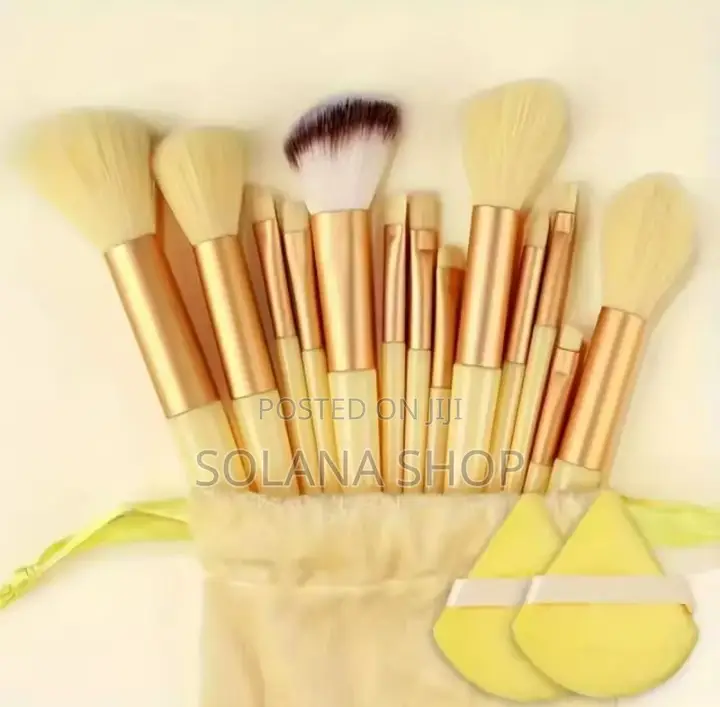 Makeup Brush