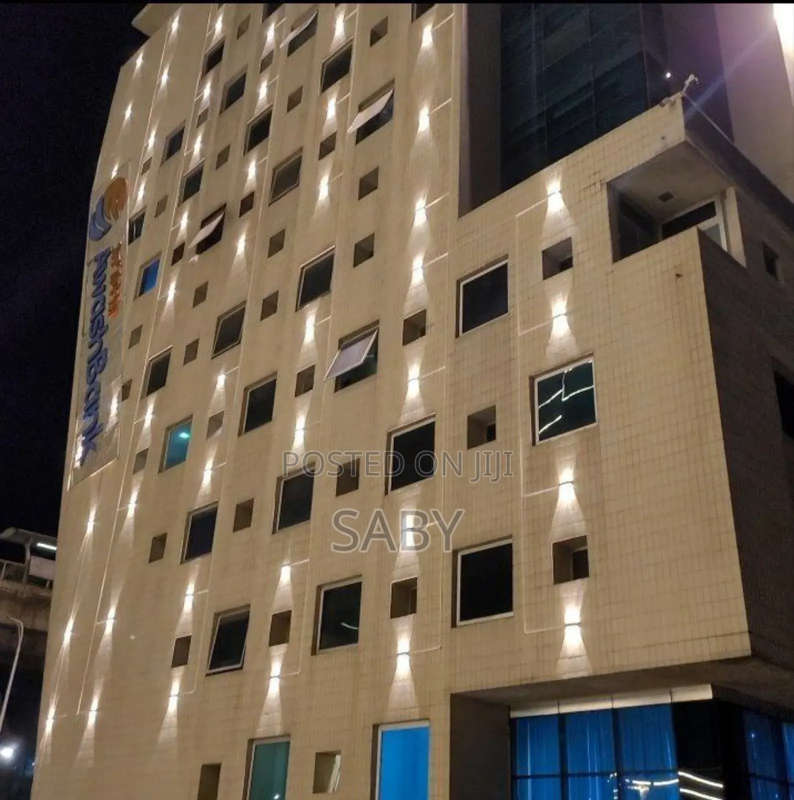 XZM OUTDOOR LIGHT in Black Color