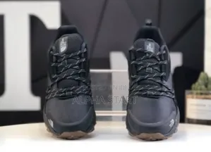 The NORTH FACE Vective Fastpack Futurelight Grey/Black Shoe