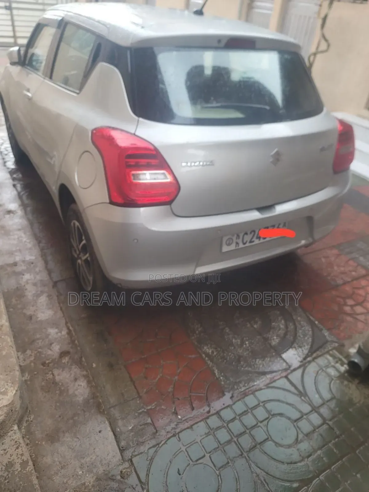 Suzuki Swift 2021 Silver