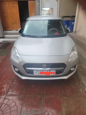 Suzuki Swift 2021 Silver