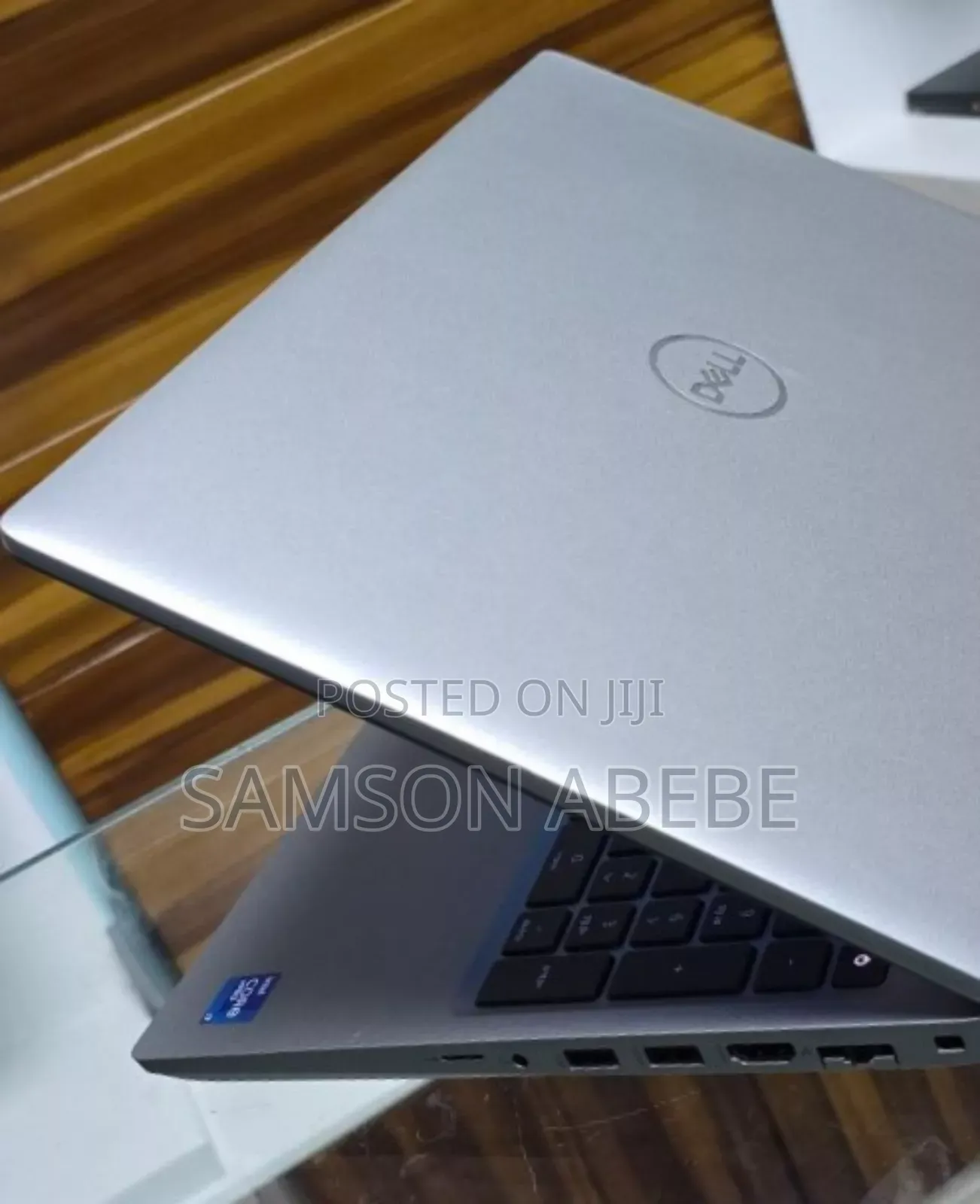 New Laptop Dell Precision 15 7550 32GB Intel Core I7 SSD 512GB