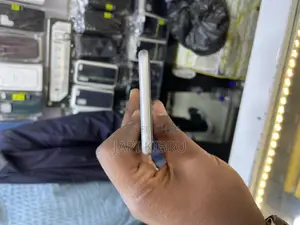 New Apple iPhone 6 16 GB Silver