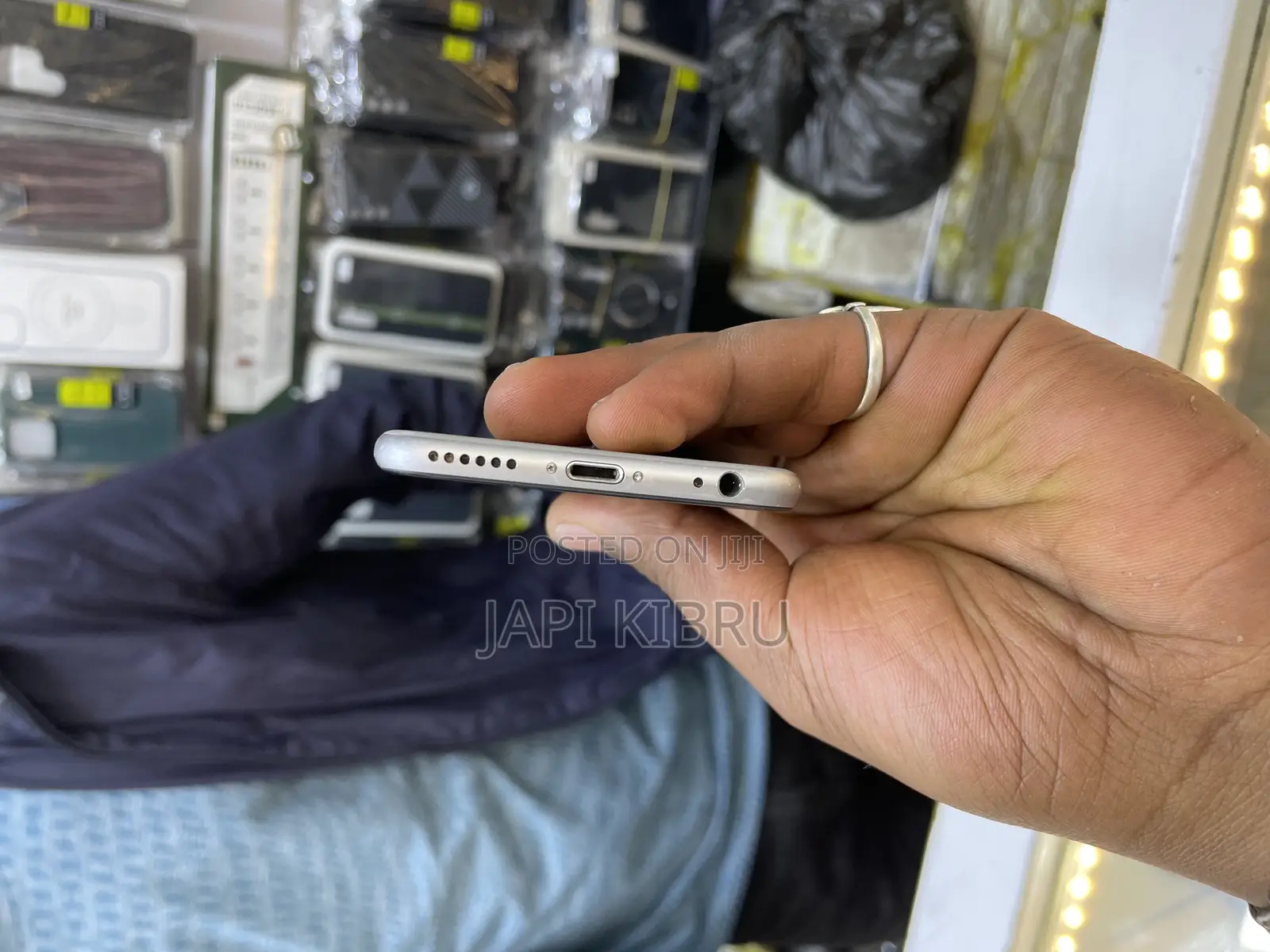 New Apple iPhone 6 16 GB Silver