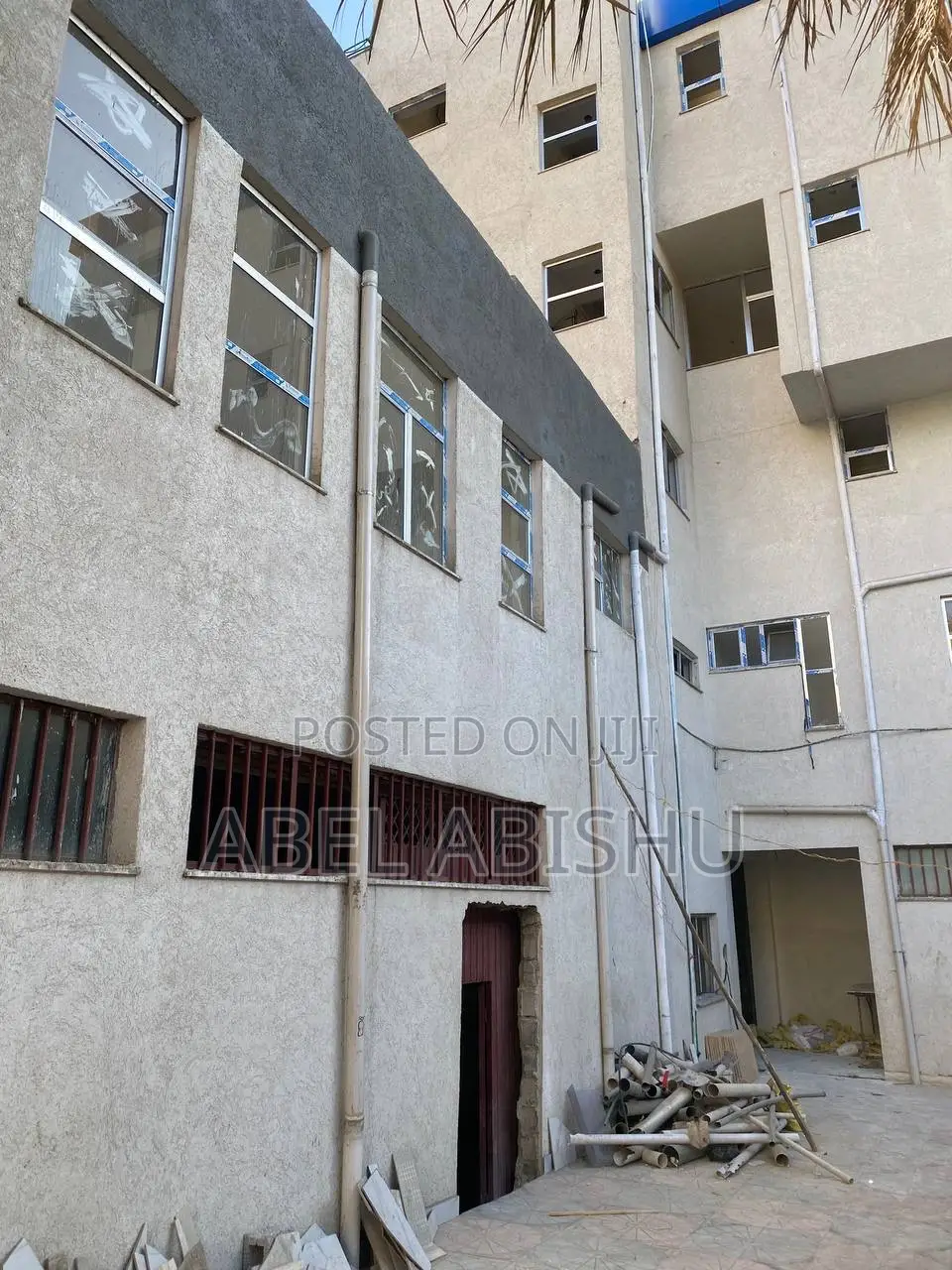 9bdrm Apartment in Kolfe Keranio for sale