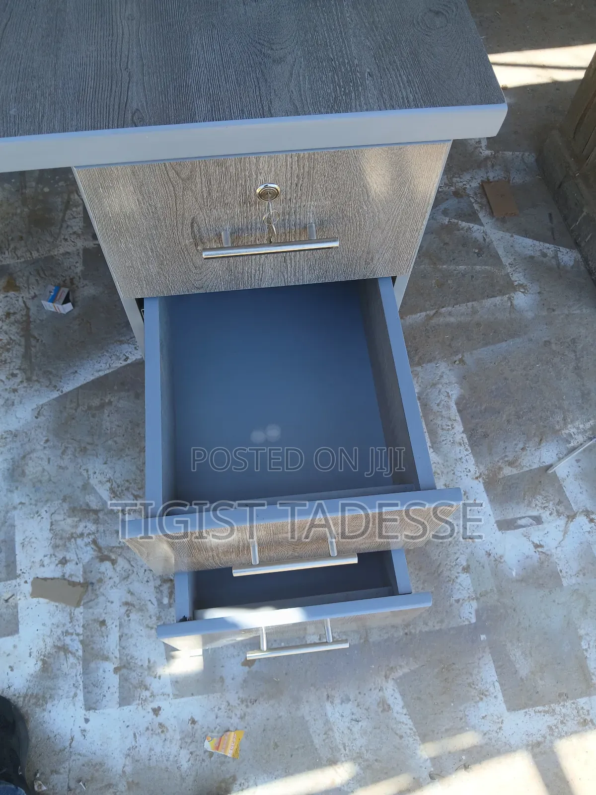 Computer Table 601*20cm ለቢሮ በብዛትና በጥራት እንሠራለን ይደውሉ።