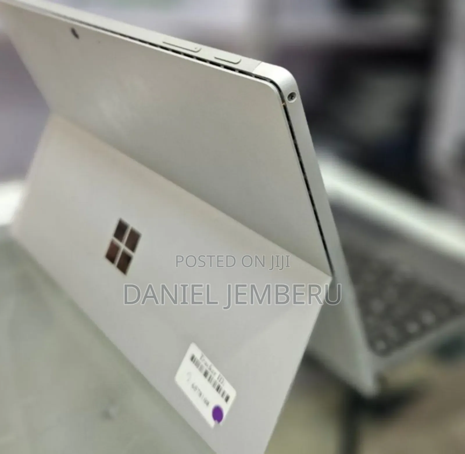 New Laptop Microsoft Surface Pro 7 16GB Intel Core I7 SSD 256GB