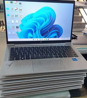 New Laptop HP EliteBook 830 G8 16GB Intel Core I5 SSD 512GB