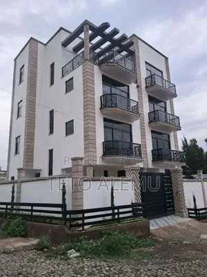 6bdrm House in የሚሸጥ ቤት ወሰን, Bole for sale