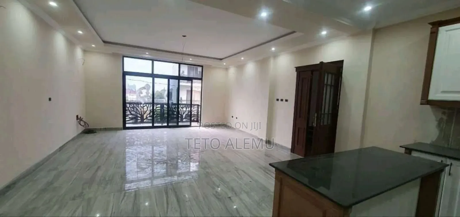6bdrm House in የሚሸጥ ቤት ወሰን, Bole for sale