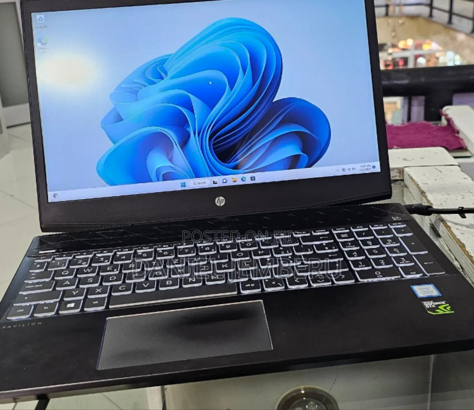 New Laptop HP Pavilion Power 15 8GB Intel Core I5 HDD+SSD 256GB