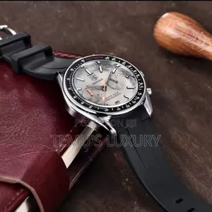 BENYAR Men's Quartz Silicon Strap Chronograph Watch